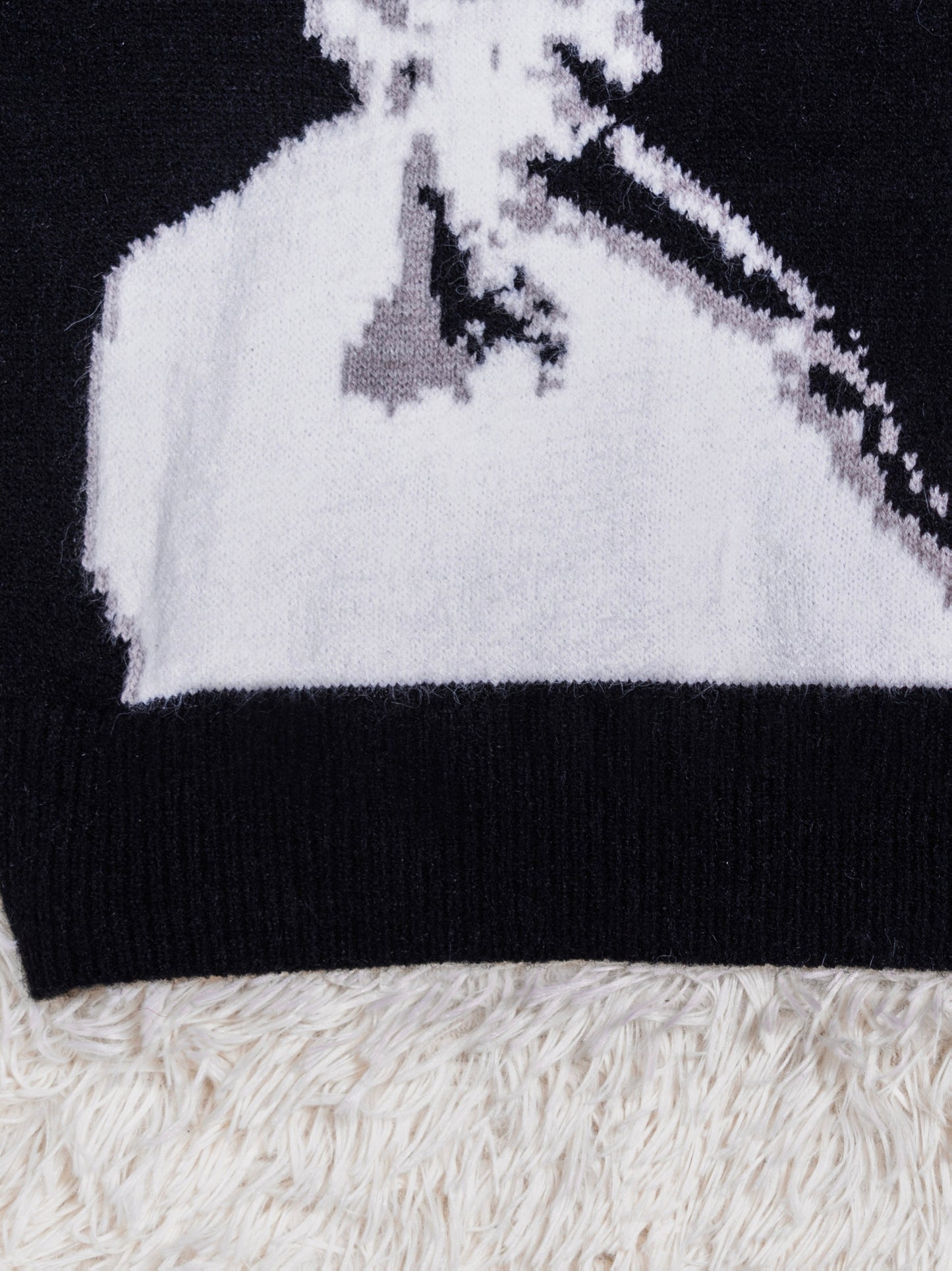 Women'S Halloween & Christmas Sweater - Black & White Face Graphic Pullover, Soft Everyday Sweater for Halloween Party Outfits, Christmas Gifts - Year-Round Casual Chic Sweater for Women, Holiday Sweater, Festive Attire, Geom