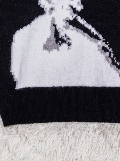 Women'S Halloween & Christmas Sweater - Black & White Face Graphic Pullover, Soft Everyday Sweater for Halloween Party Outfits, Christmas Gifts - Year-Round Casual Chic Sweater for Women, Holiday Sweater, Festive Attire, Geom