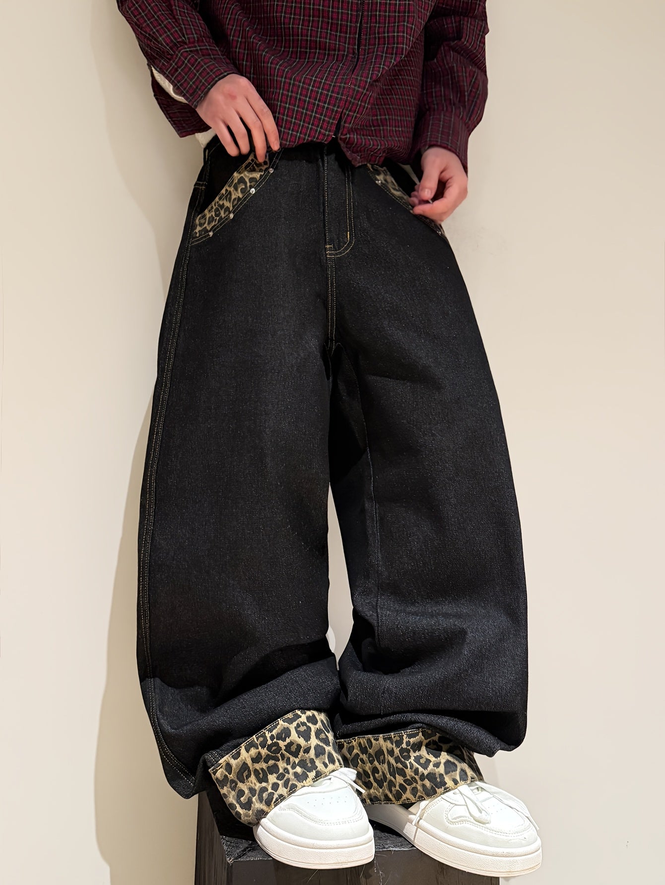American Retro Style Leopard Print Cuffed Loose Denim Pants, Trendy Streetwear Black Wide-Leg Trousers for Men (Belt And Additions Not Included)