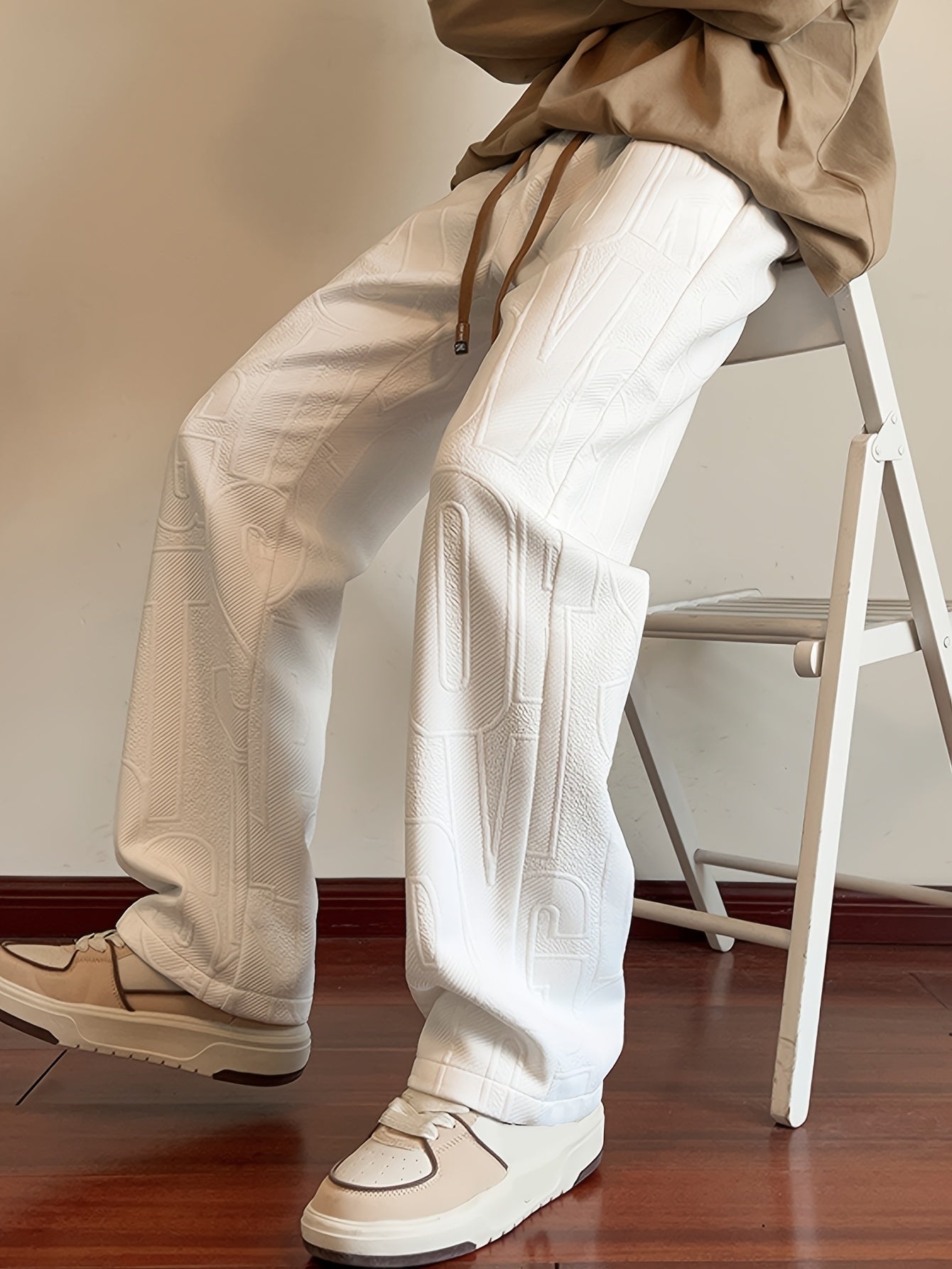 Calças de corte direito para homem para o outono, em tecido jacquard, com cós elástico e cordão, ideais para uso casual ao ar livre na primavera e no outono.