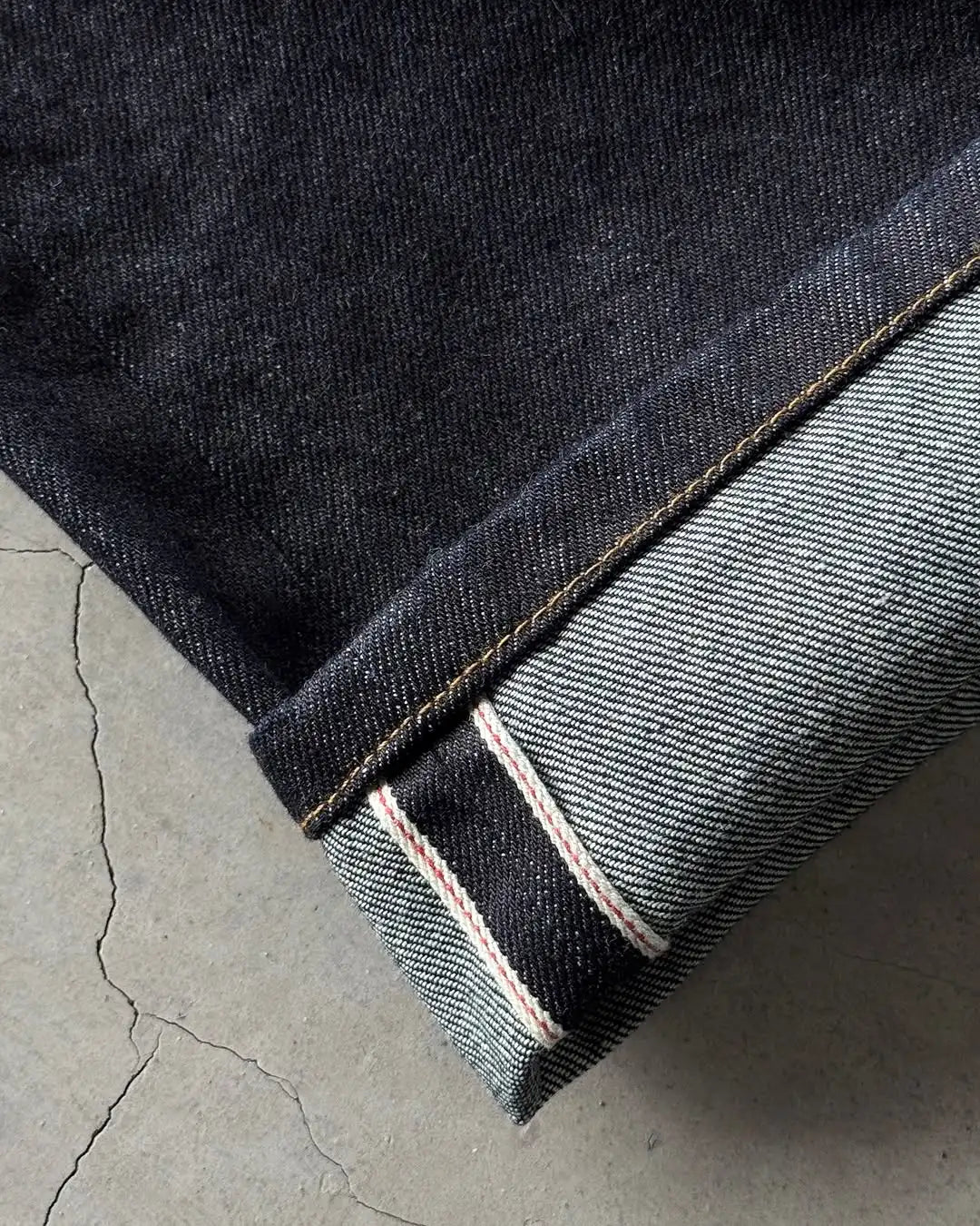 Jeans Sakura Embroidery Pants