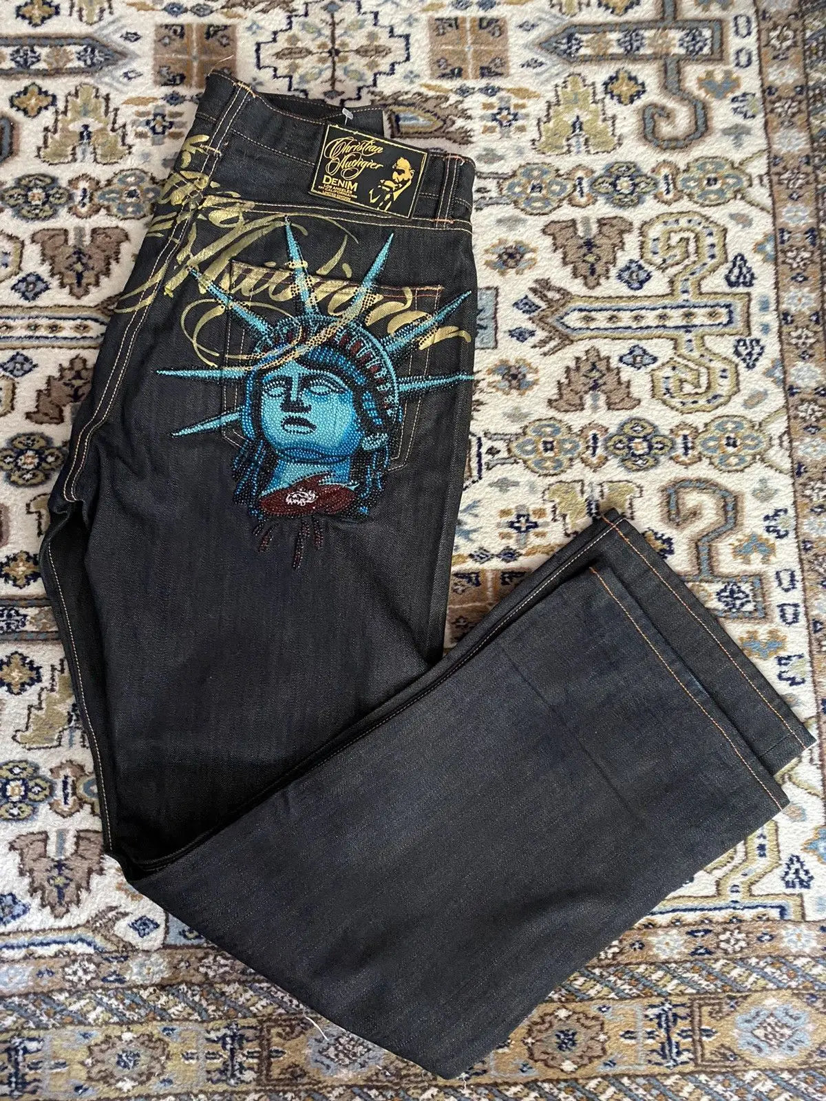 Vintage Liberty — Wide Leg Streetwear Y2K