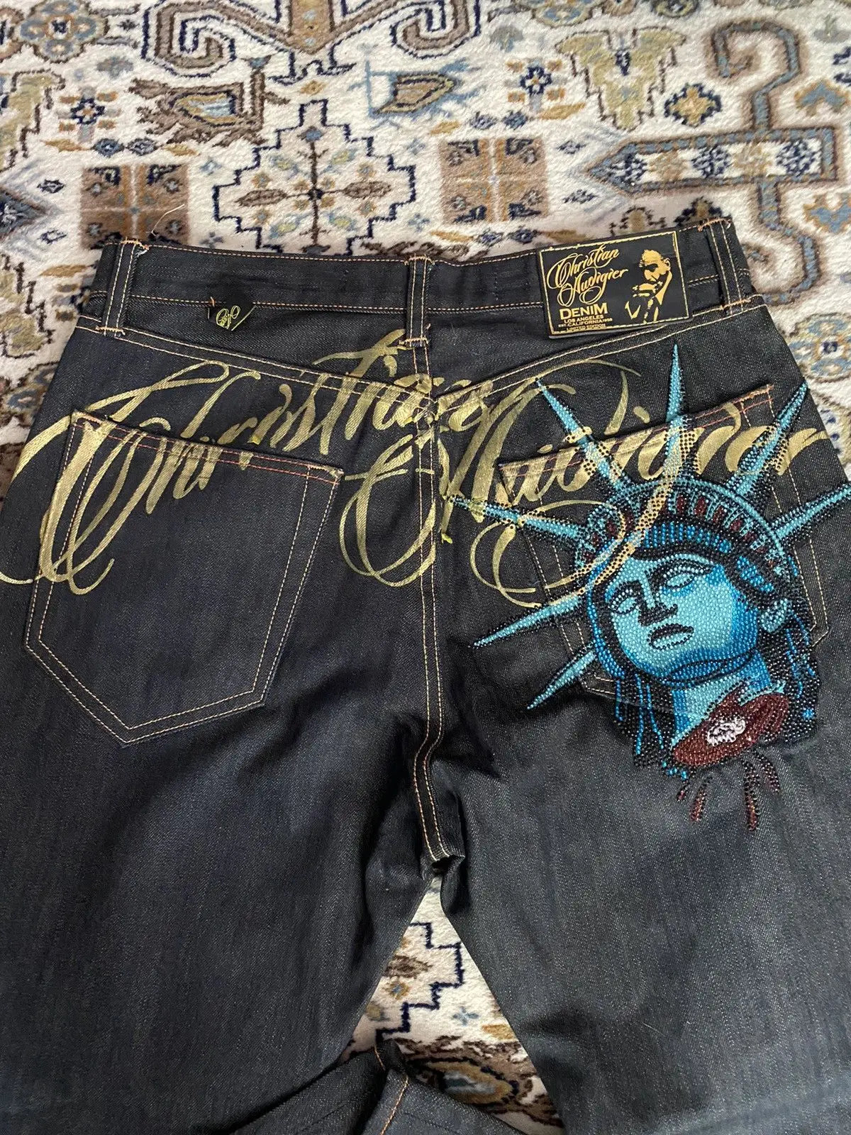 Vintage Liberty — Wide Leg Streetwear Y2K
