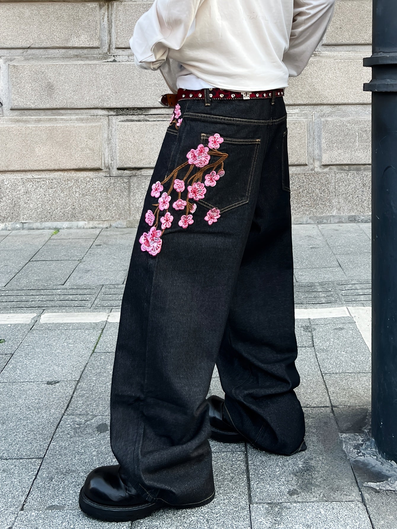1pc American Vintage Heavy-Duty Plum Blossom Embroidered Loose Denim Jeans | Street Fashion, Unisex, Black, Non-Stretch Fabric, Regular Length, Pocket Details, All-Season
