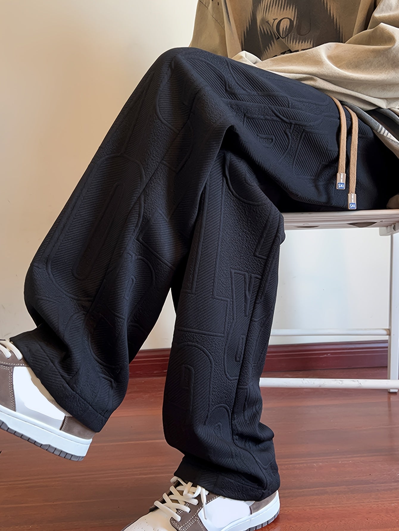 Calças de corte direito para homem para o outono, em tecido jacquard, com cós elástico e cordão, ideais para uso casual ao ar livre na primavera e no outono.