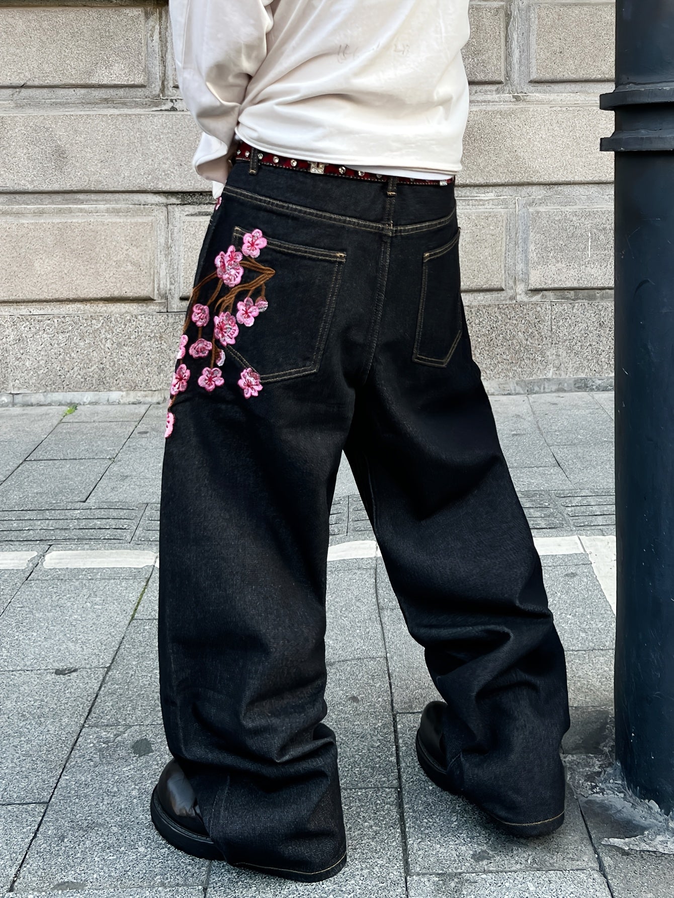 1pc American Vintage Heavy-Duty Plum Blossom Embroidered Loose Denim Jeans | Street Fashion, Unisex, Black, Non-Stretch Fabric, Regular Length, Pocket Details, All-Season
