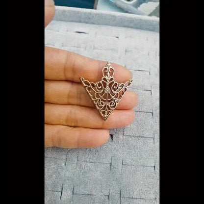 2pcs Retro Hollow Pattern Triangle Clips, Exquisite Fashion Accessories for Men's and Women's Suits & Shirts